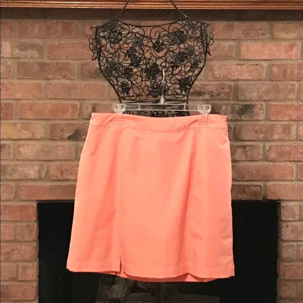 Ashworth Weather Systems Coral Skort Sz 6